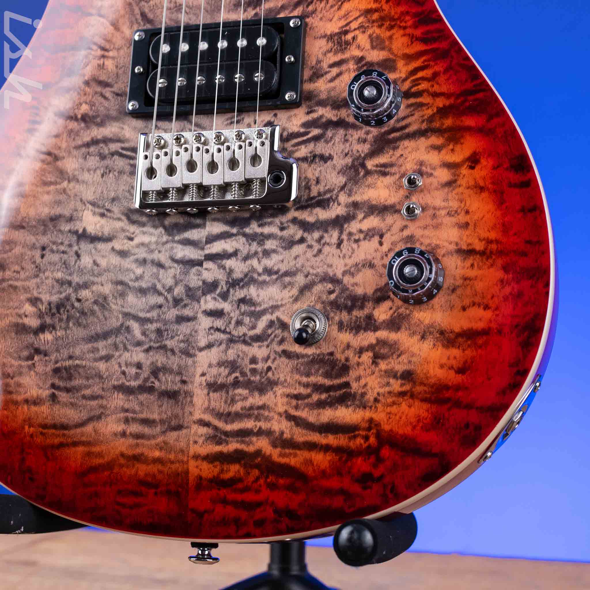 PRS SE Custom 24-08 Quilt Electric Guitar Charcoal Cherry Burst *2025 Release!* - Image 4