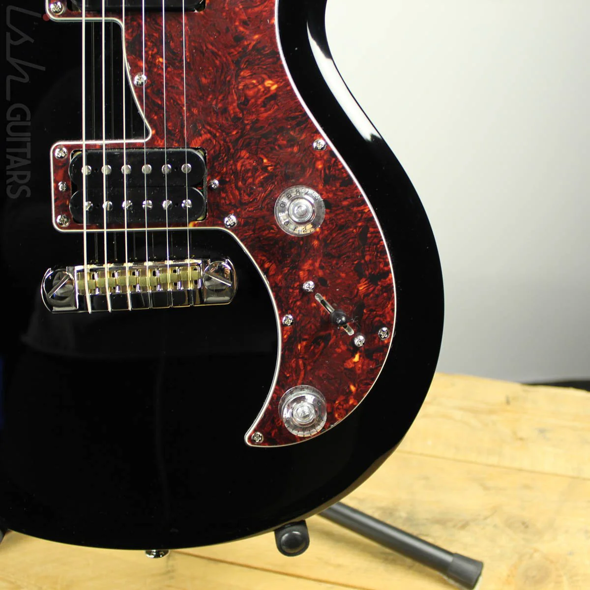 PRS SE Mira Black w/ Blemish - Image 4