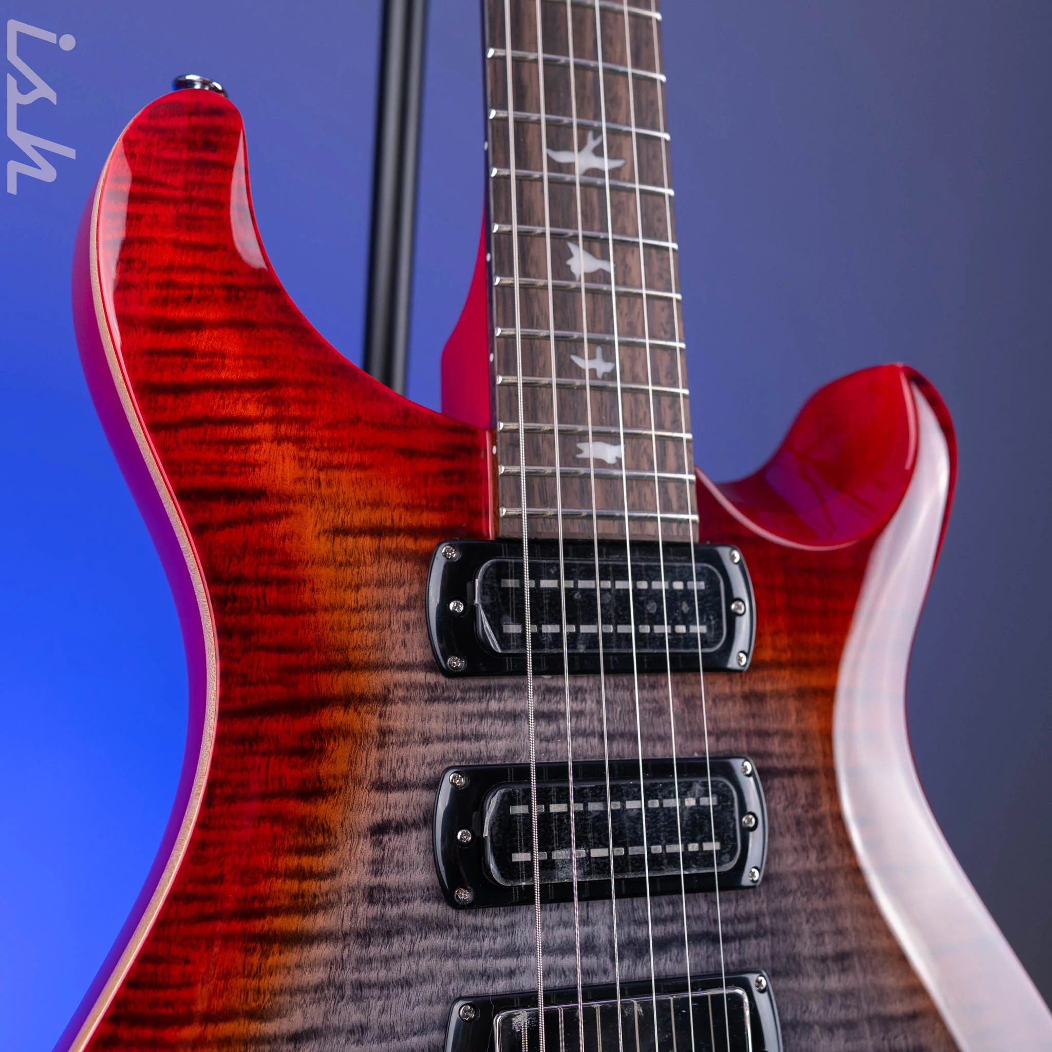 PRS SE Studio Charcoal Cherry Burst - Image 4