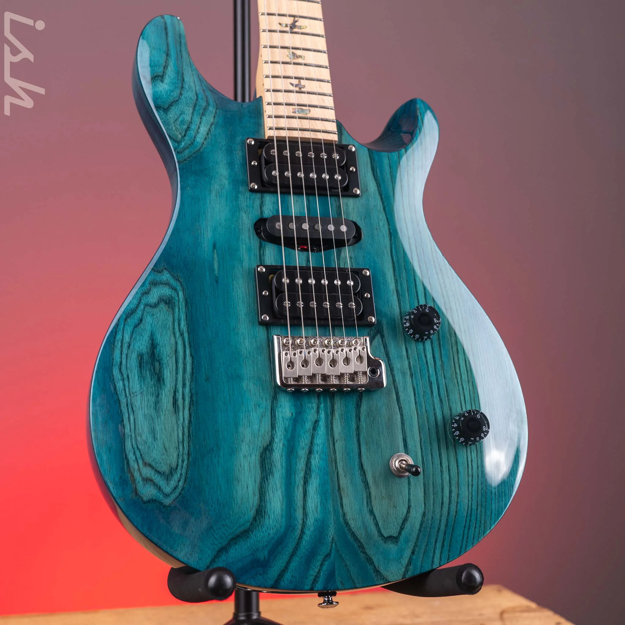 PRS SE Swamp Ash Special Electric Guitar Iri Blue