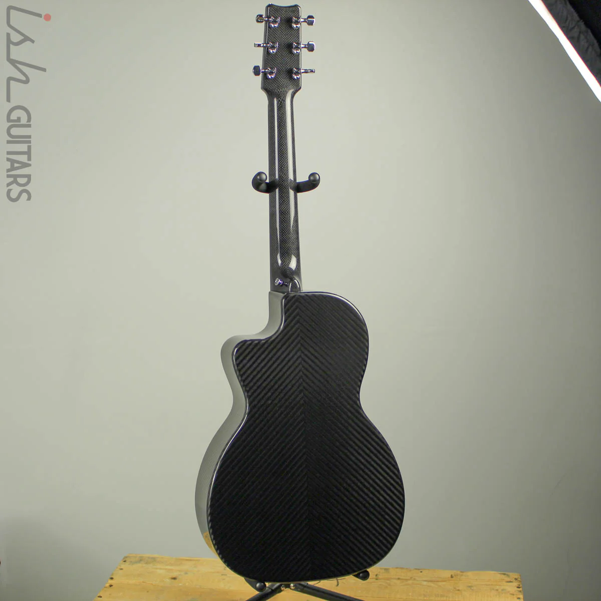 Rainsong CO-PA9000NS Concert Series Parlor Nylon Carbon Fiber Acoustic - Image 8