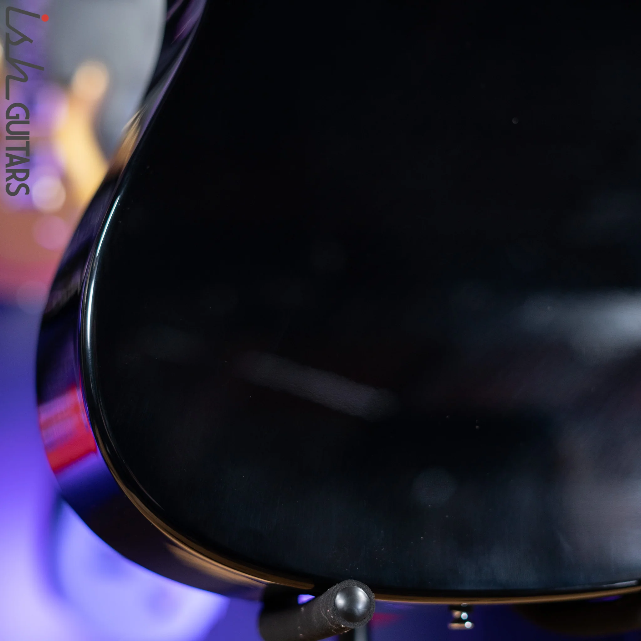 RainSong V-DR1100N2 Vintage Series Dreadnought Carbon Fiber - Store Demo - Image 10