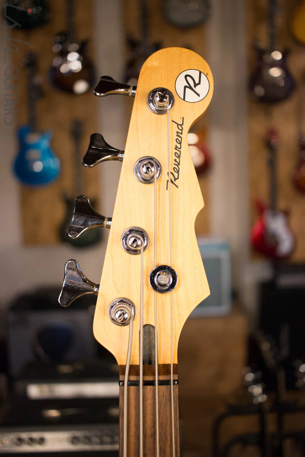 USA Reverend RumbleFish Turquoise 4 String Bass RARE - Image 5