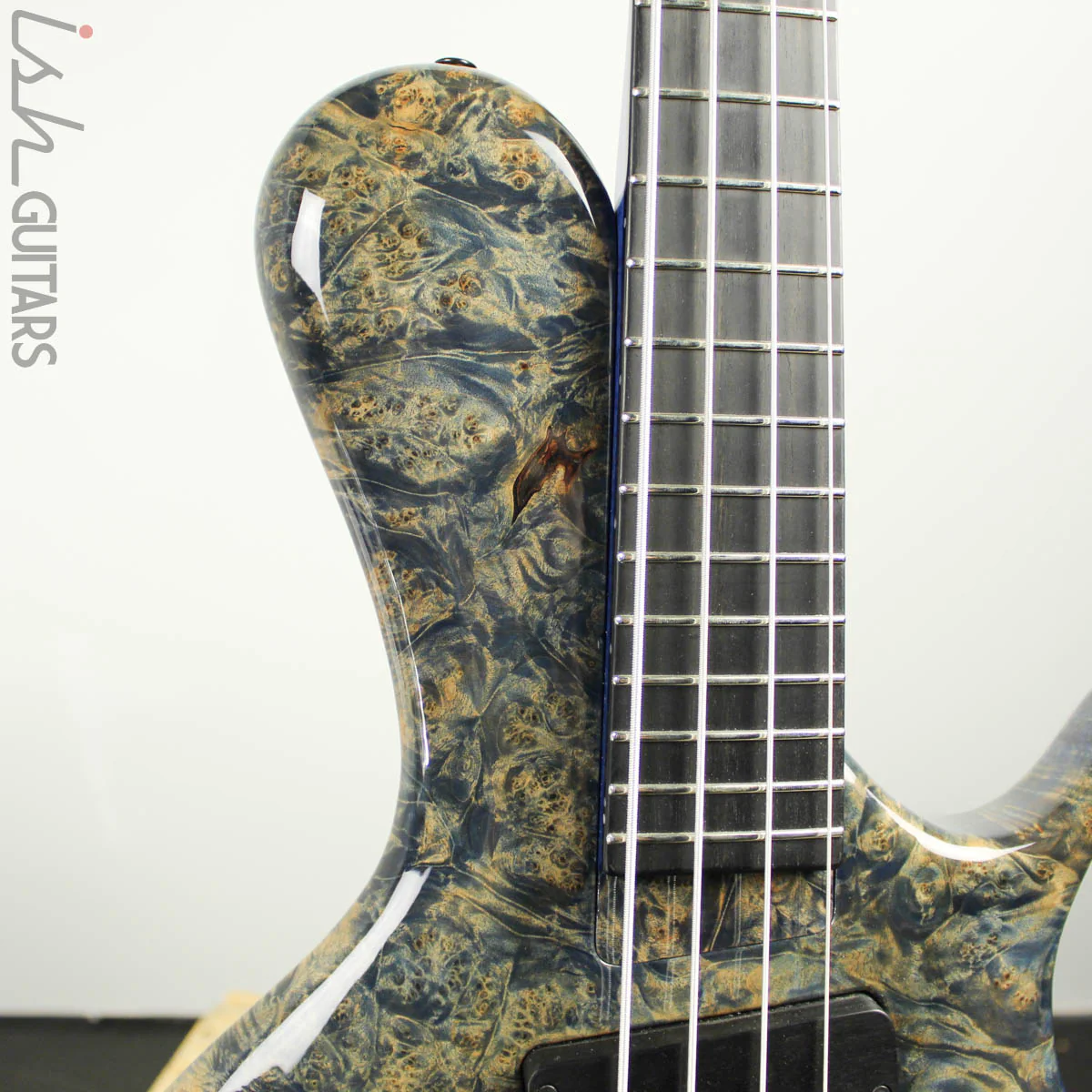 Ritter R8 Singlecut Bass Guitar Solid Maple Burl - Image 2