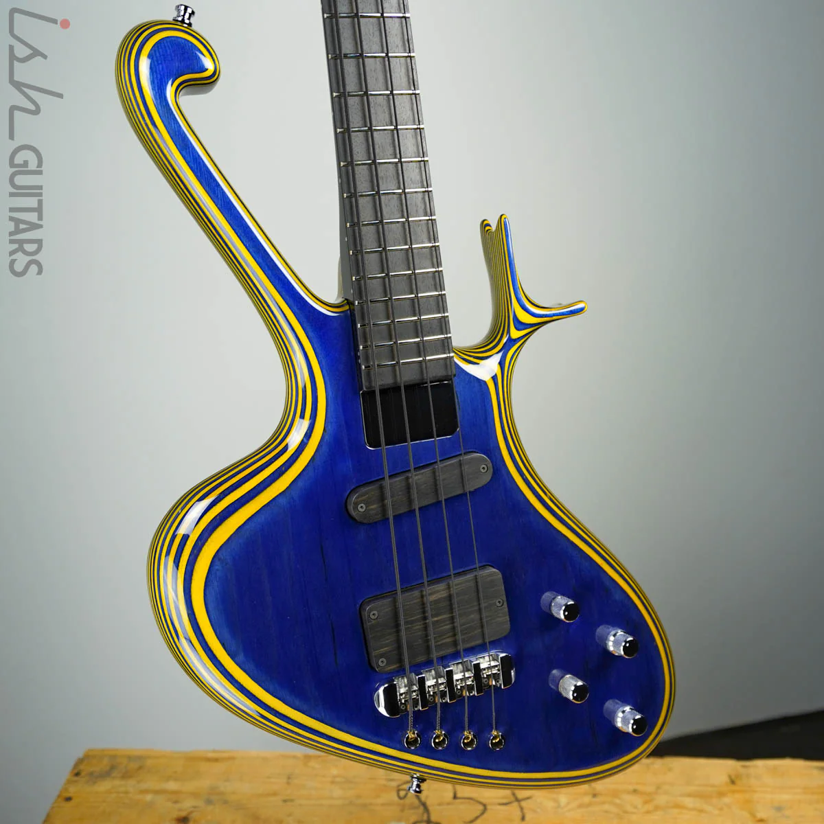Ritter Raptor 4 String Bass Guitar Blue Yellow High Density Ply