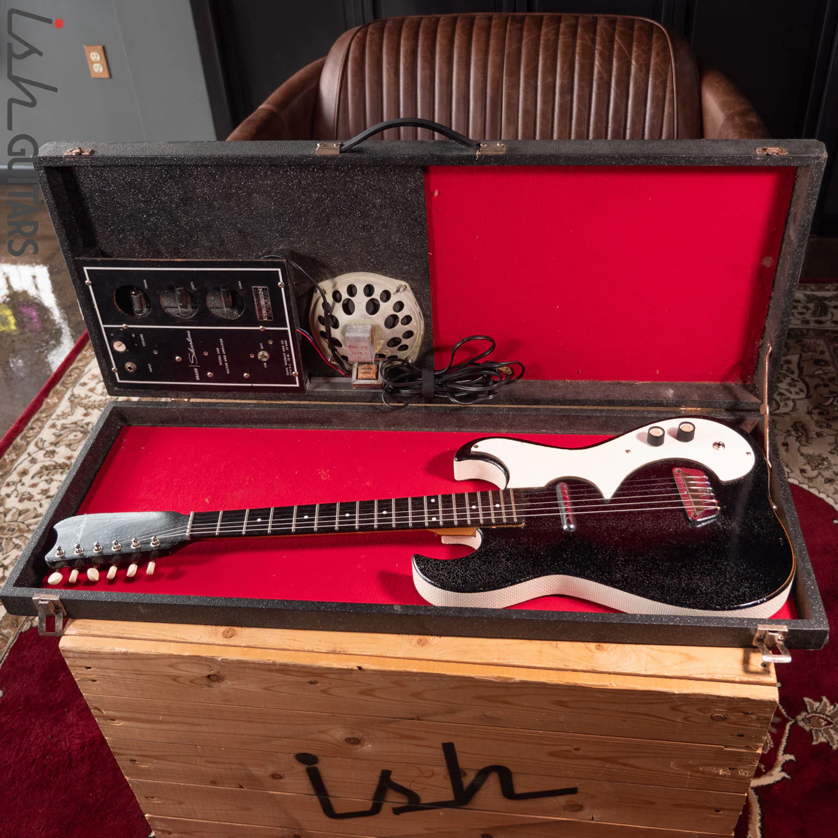 1960s Sears Silvertone Model 1448 Guitar and Amplifier Case