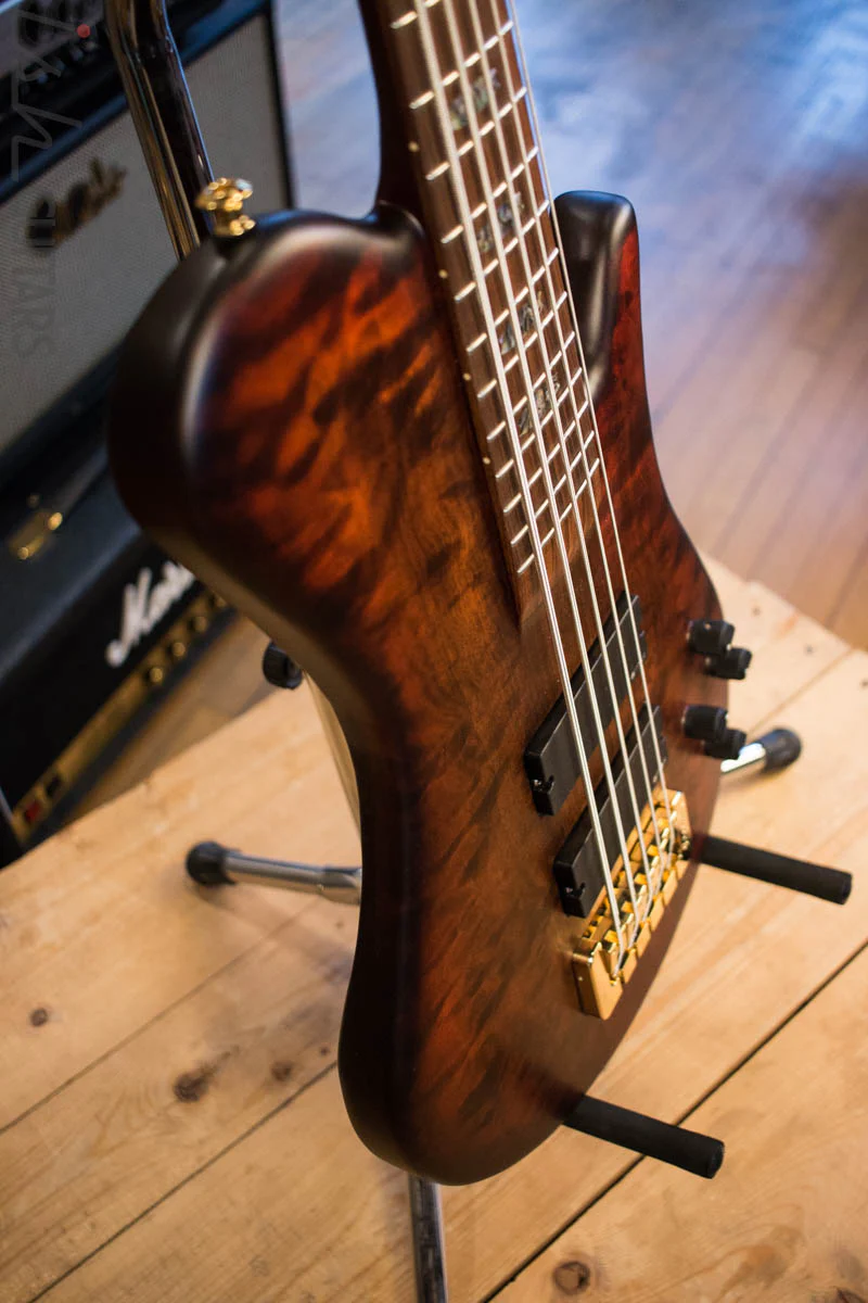 Spector Singlecut SC5 NS-5 Bass Ultra Amber Burst Matte Flame Maple - Image 6