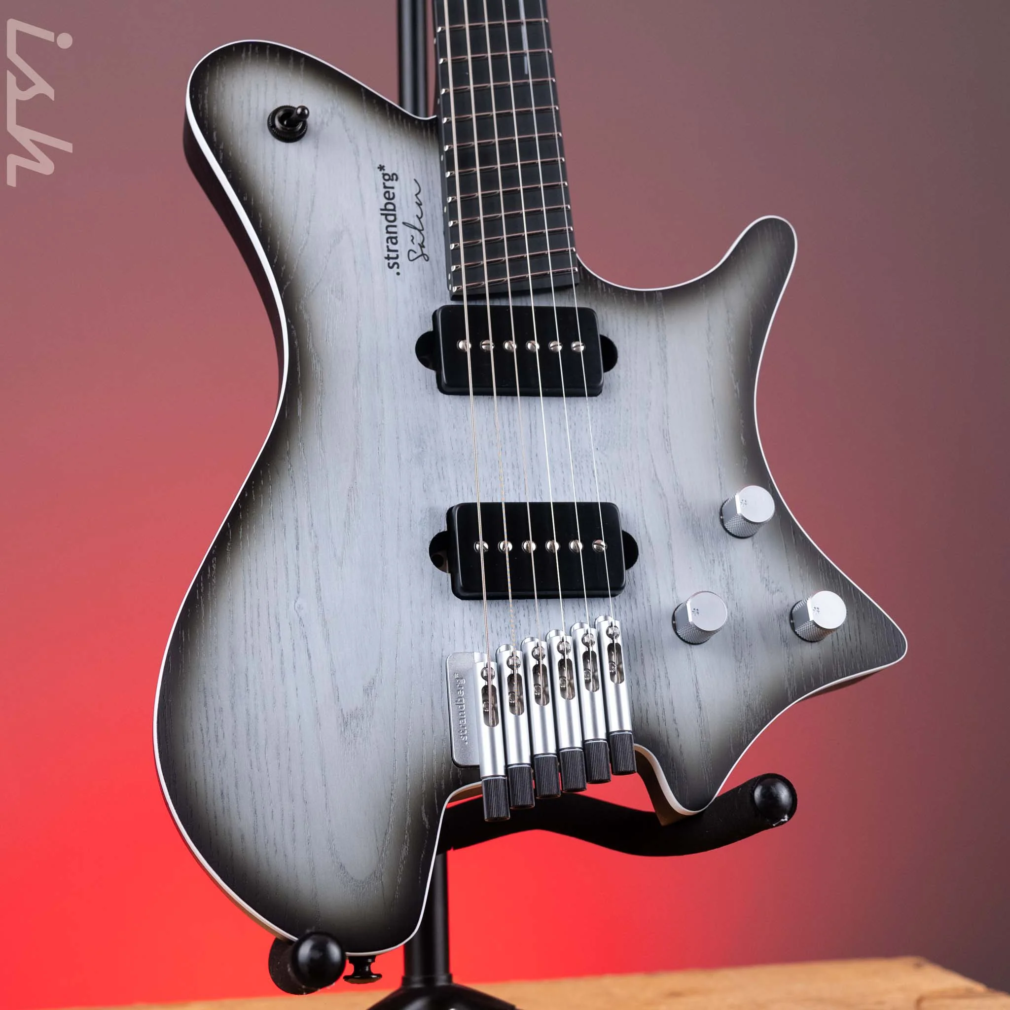 Strandberg Sälen APS Monochrom Limited Edition