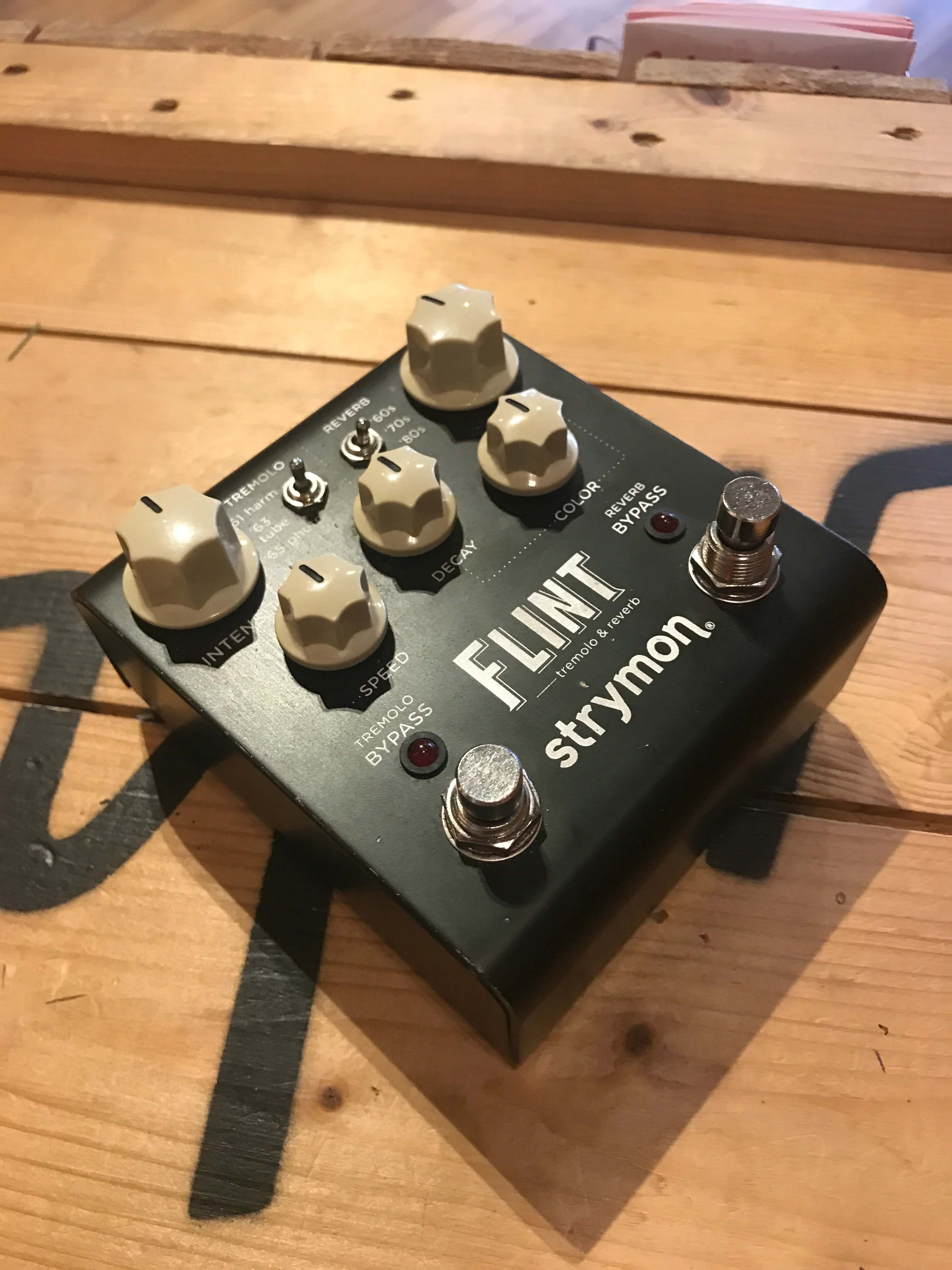 Strymon Flint Tremolo & Reverb Pedal