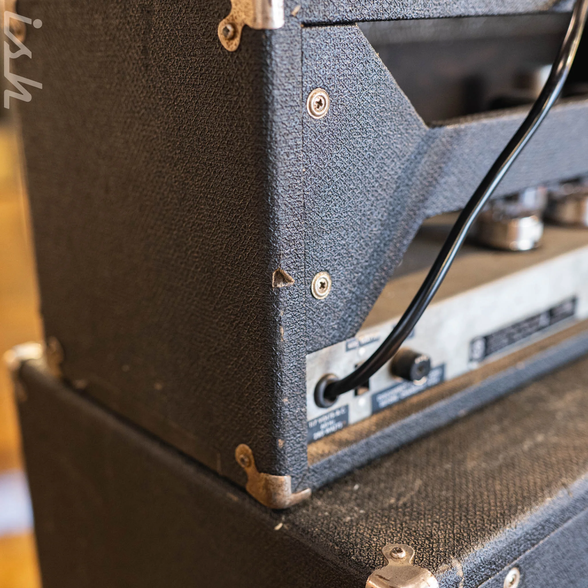 Sunn 2000s Bass Amp Head & Sunn Bass Cabinet - Image 18
