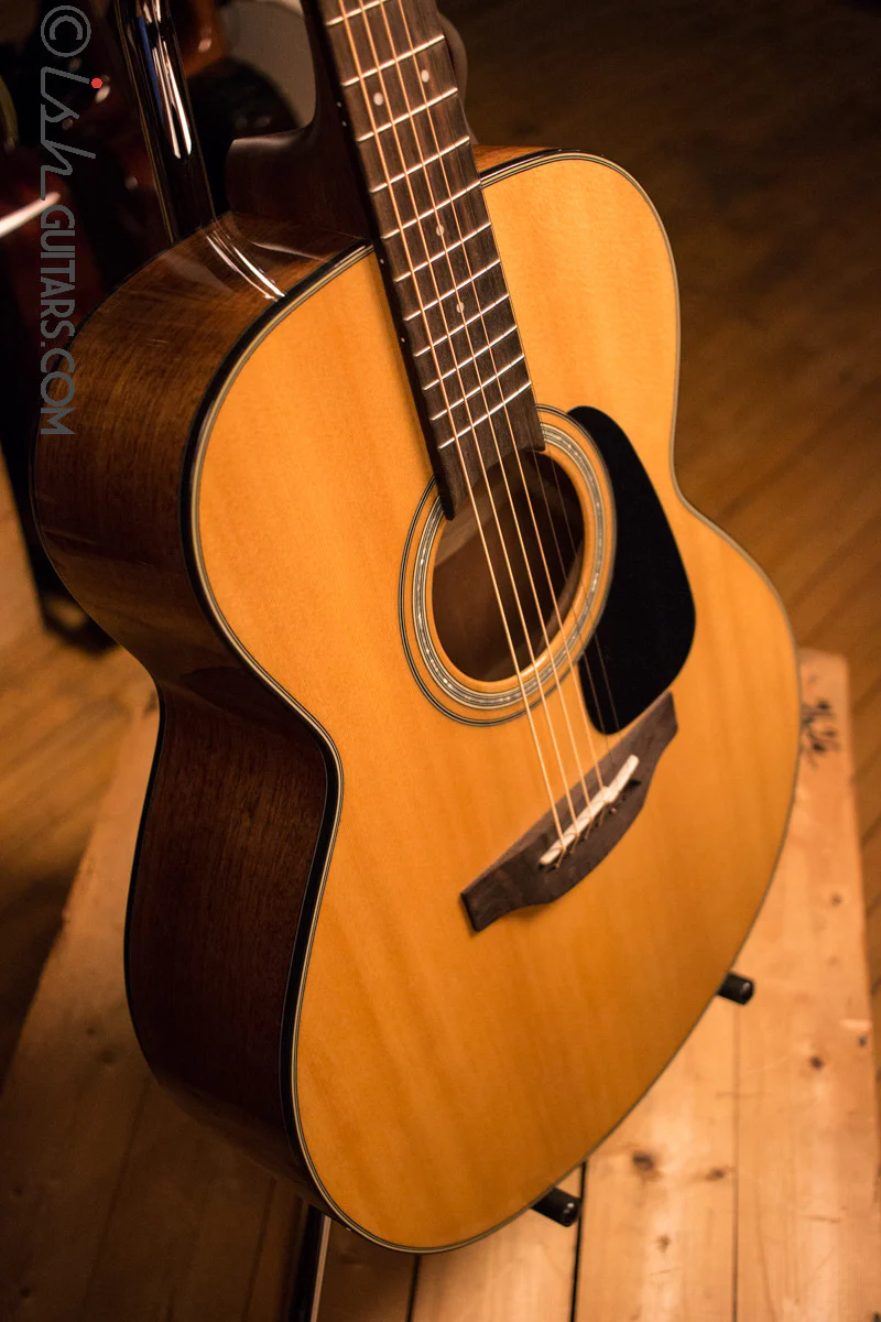 Takamine GN30-NAT Acoustic Electric Guitar - Image 9