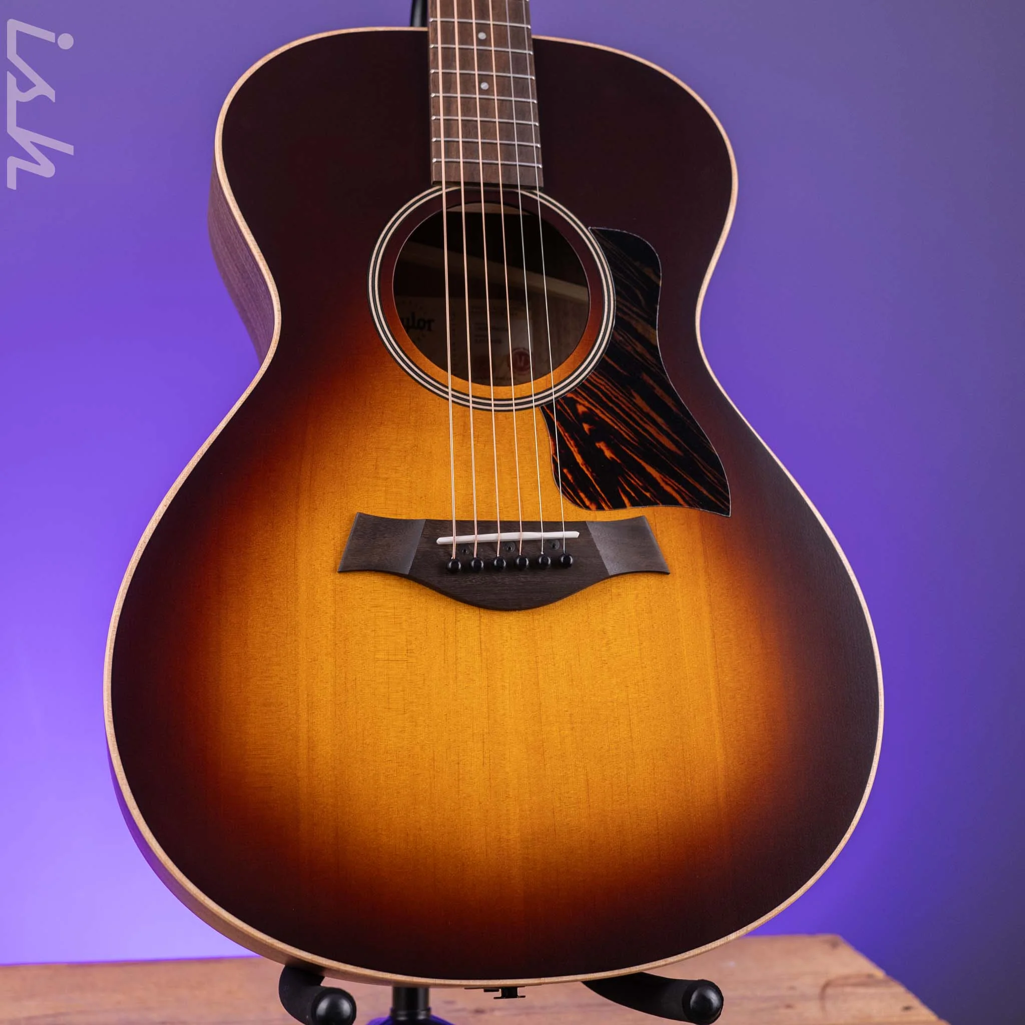 Taylor AD12e American Dream Acoustic-Electric Guitar Walnut Sunburst
