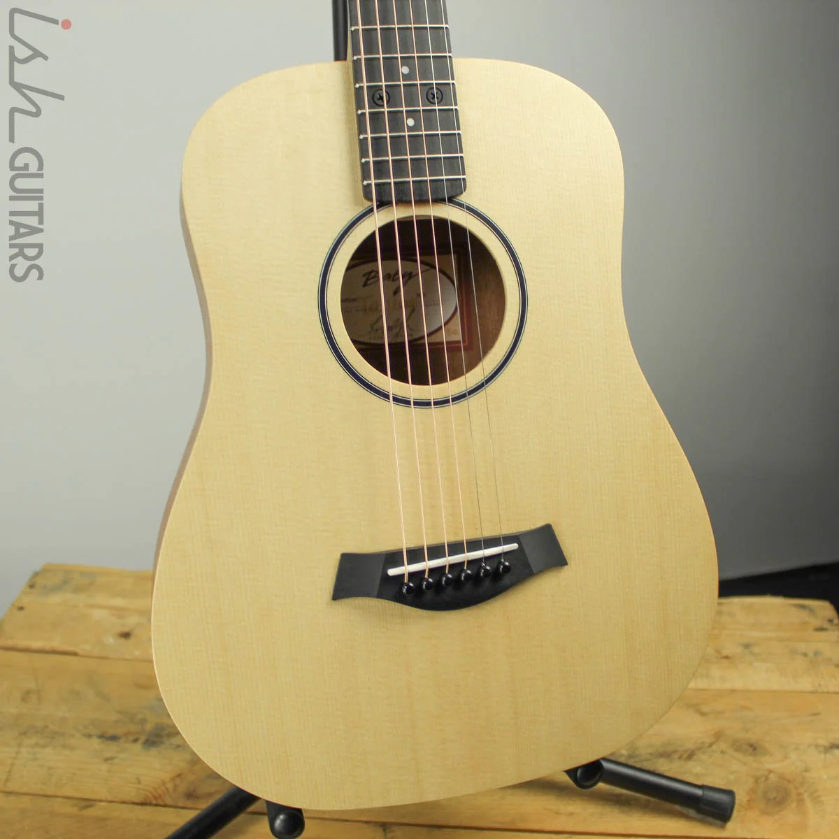 Taylor BT1 Baby Taylor Walnut