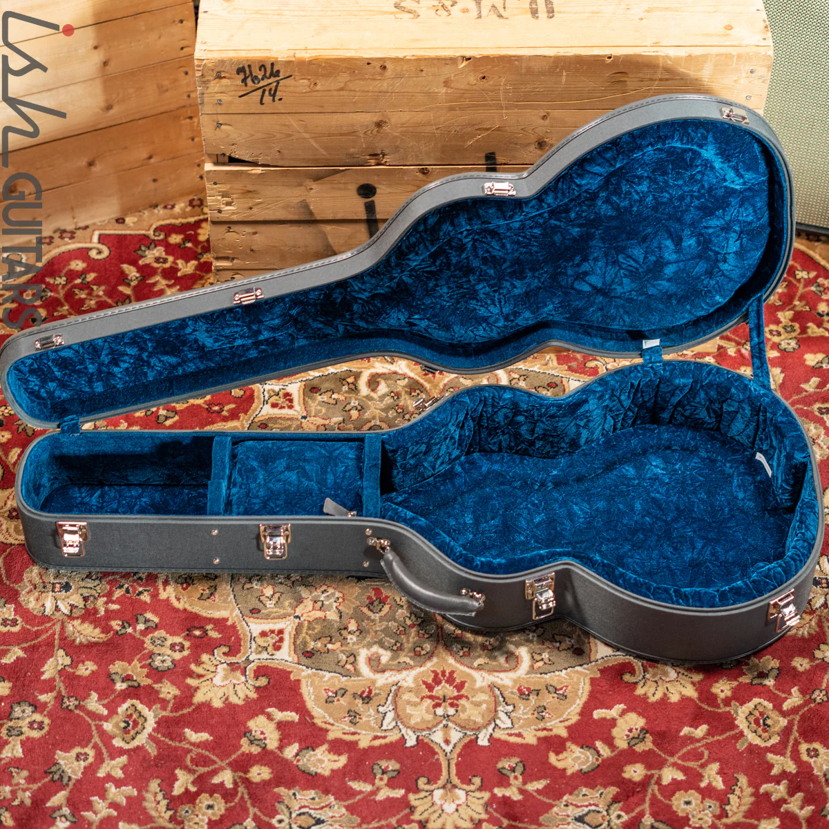 Taylor Custom Grand Auditorium Hardshell Case Gray - Image 2