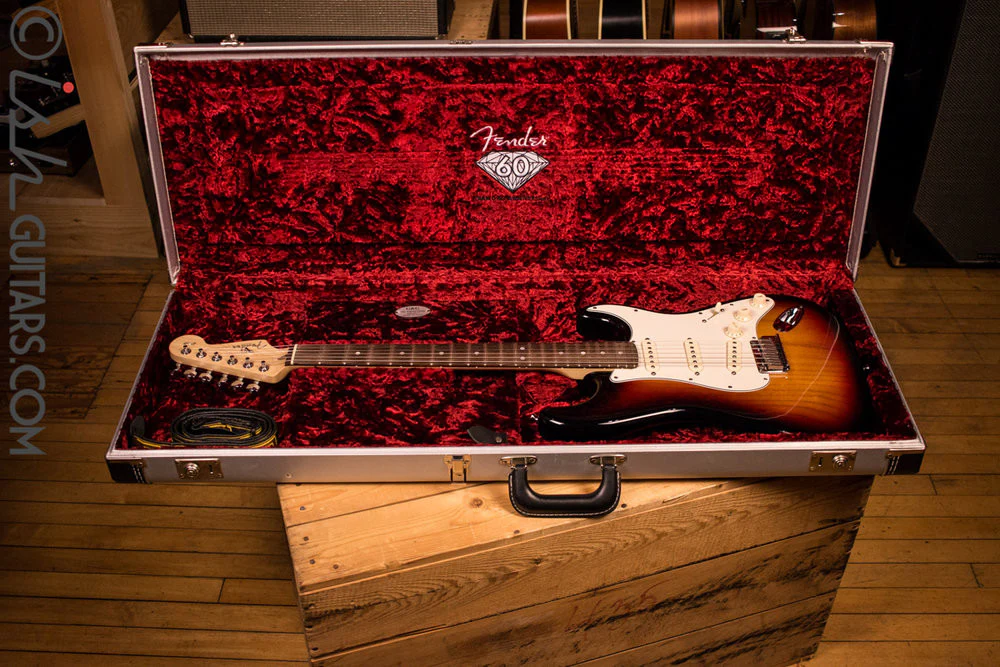 USA Fender 60th Anniversary Diamond Stratocaster Used - Image 12