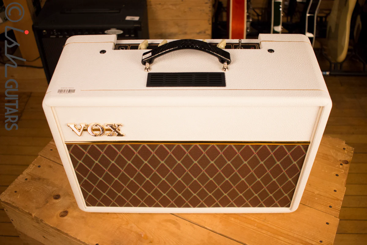 Vox AC10C1 10 Watt Tube Limited Edition White Bronco - Image 2