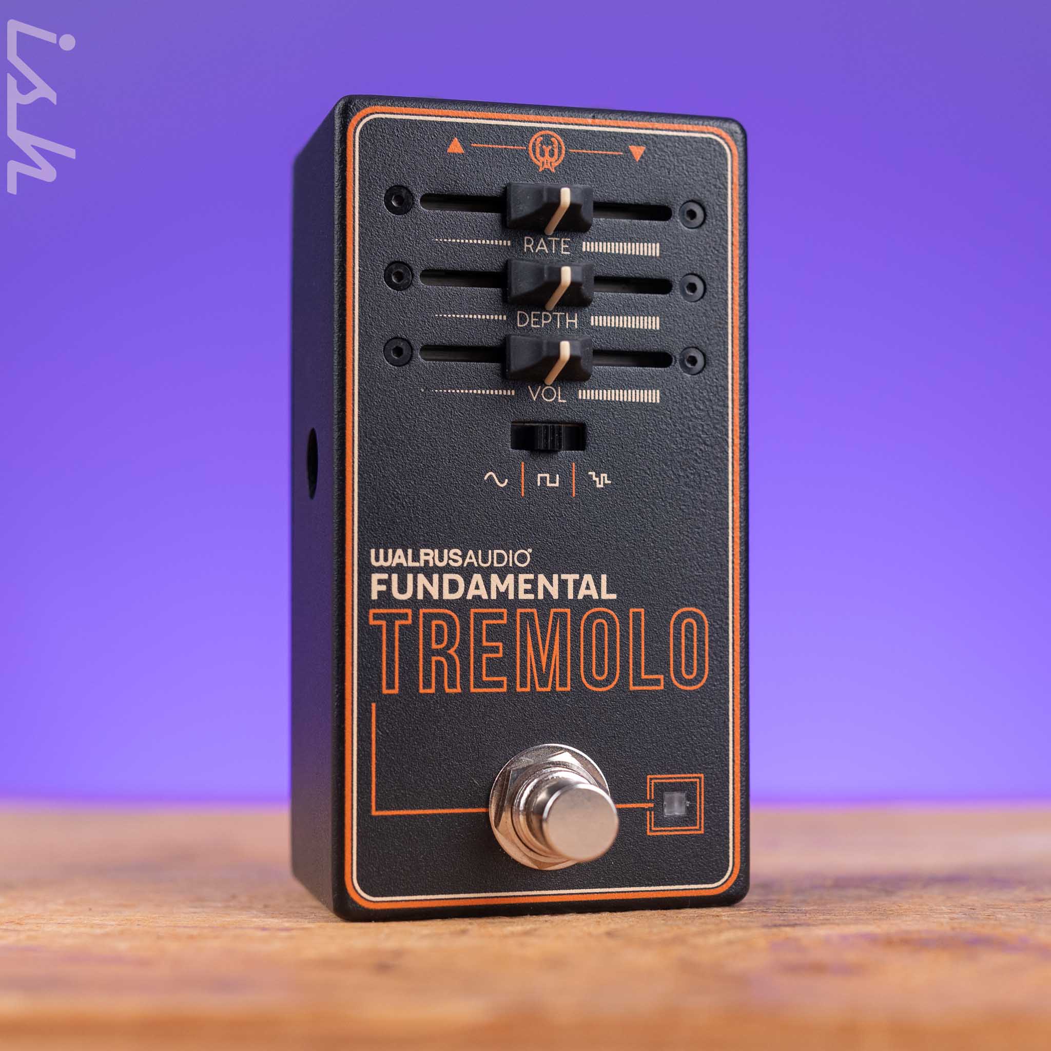 Walrus Audio Fundamental Tremolo