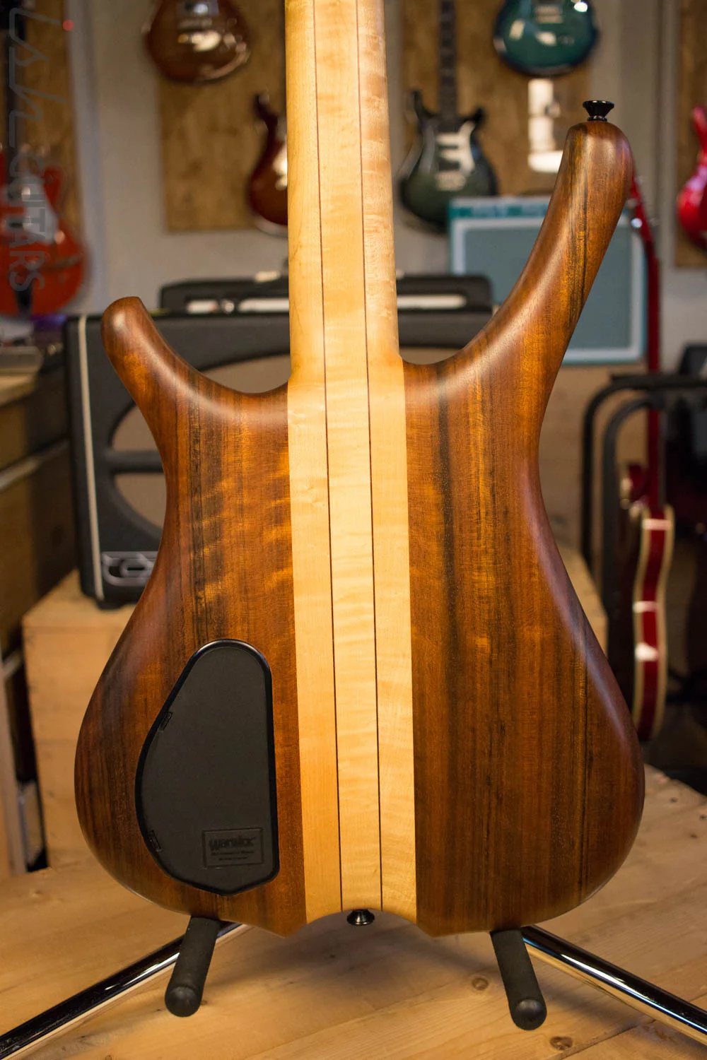 Warwick Infinity Fretless - Image 8
