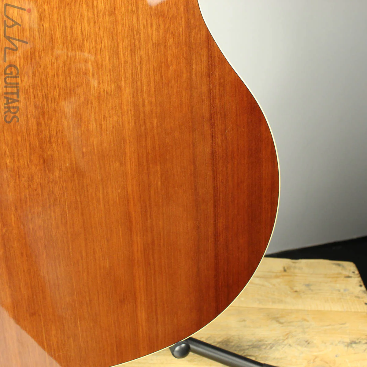 Yamaha APX700II Acoustic Electric Guitar Natural - Image 11